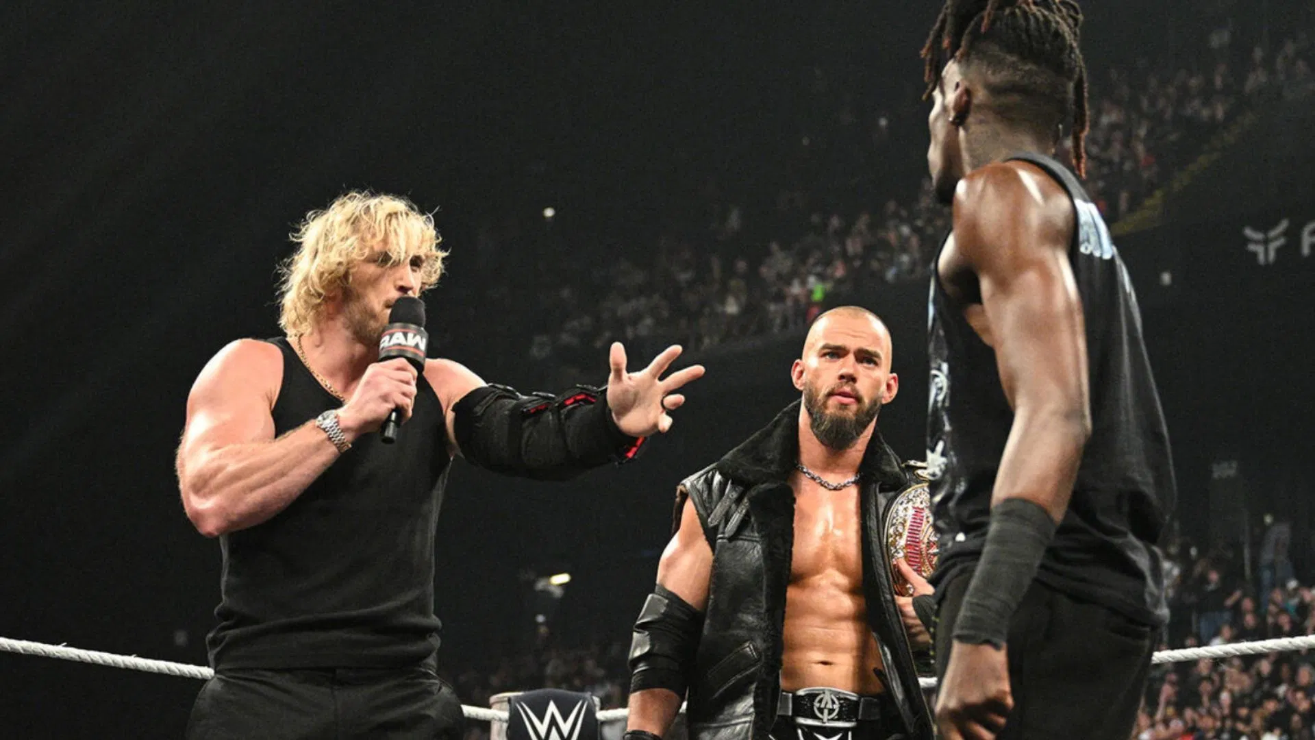 WWE: [WATCH] “Estou farto de você”, Logan Paul perde a paciência no WWE Fan no RAW